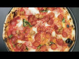 Video of Carnivoro pizza spinning in place